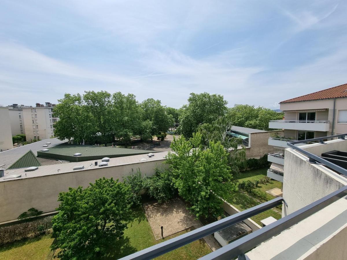Bngo I Immense Rooftop Lyon I 2 Chambres, 4 Places Parkings, 2 Immenses Terrasses, 8 Personnes מראה חיצוני תמונה