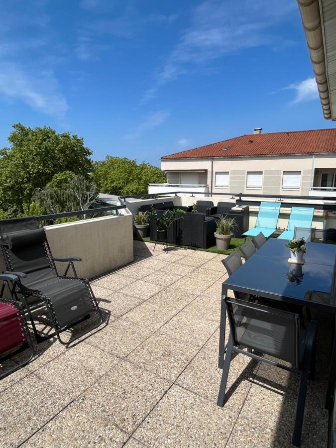 Bngo I Immense Rooftop Lyon I 2 Chambres, 4 Places Parkings, 2 Immenses Terrasses, 8 Personnes מראה חיצוני תמונה