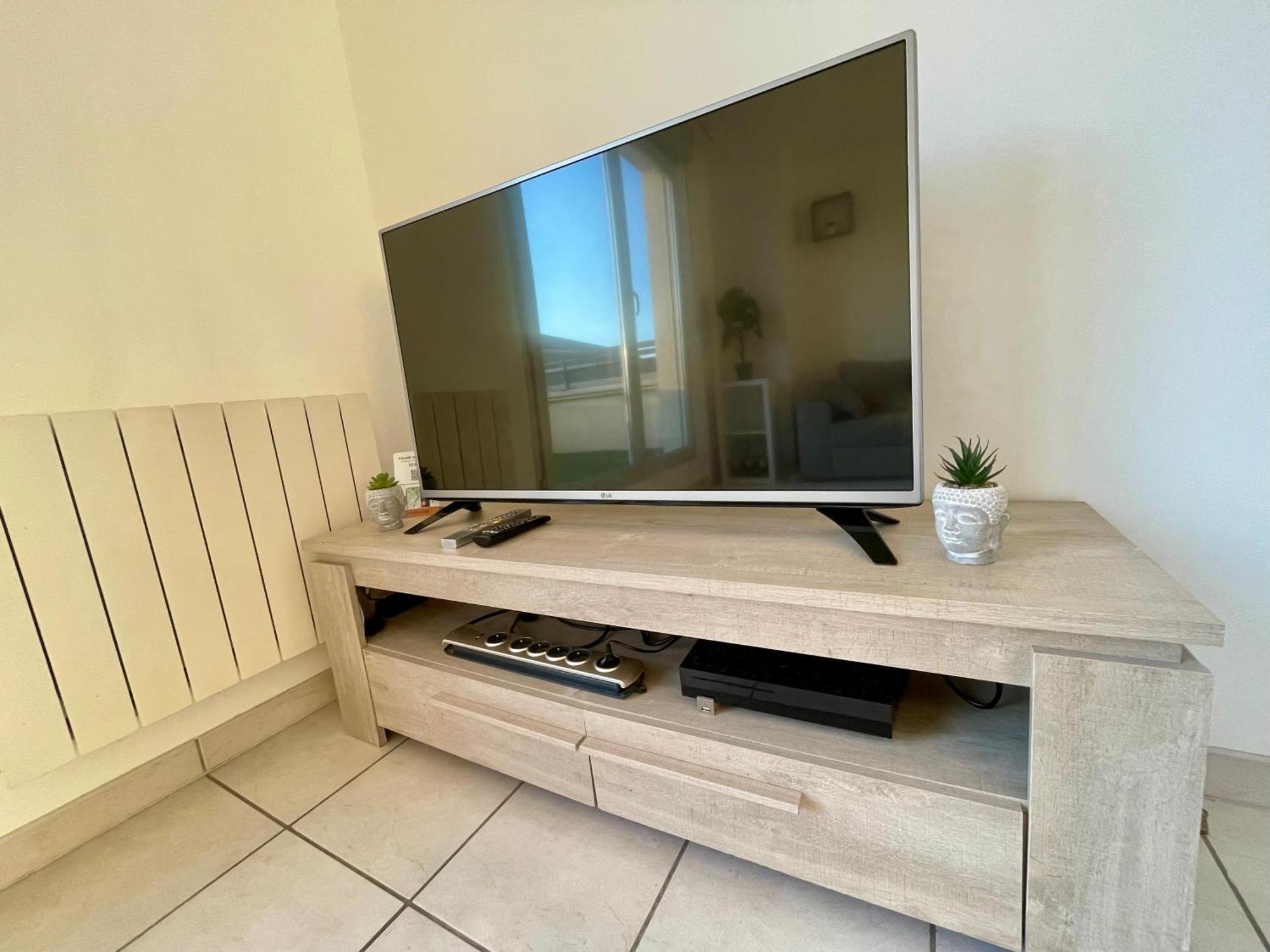 Bngo I Immense Rooftop Lyon I 2 Chambres, 4 Places Parkings, 2 Immenses Terrasses, 8 Personnes מראה חיצוני תמונה