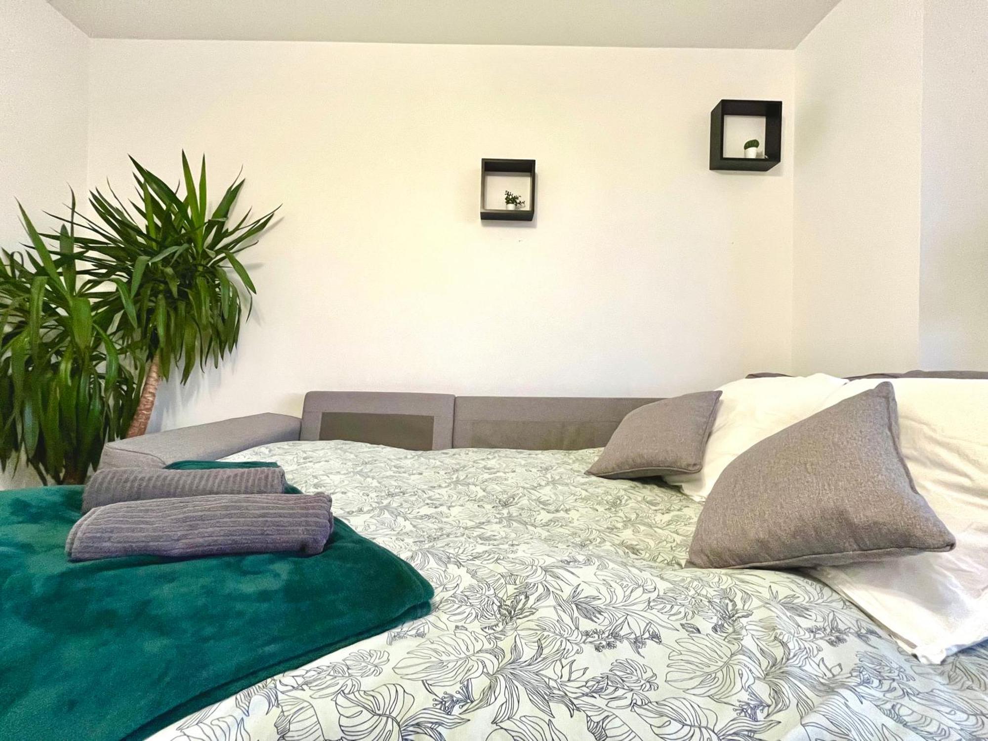 Bngo I Immense Rooftop Lyon I 2 Chambres, 4 Places Parkings, 2 Immenses Terrasses, 8 Personnes מראה חיצוני תמונה