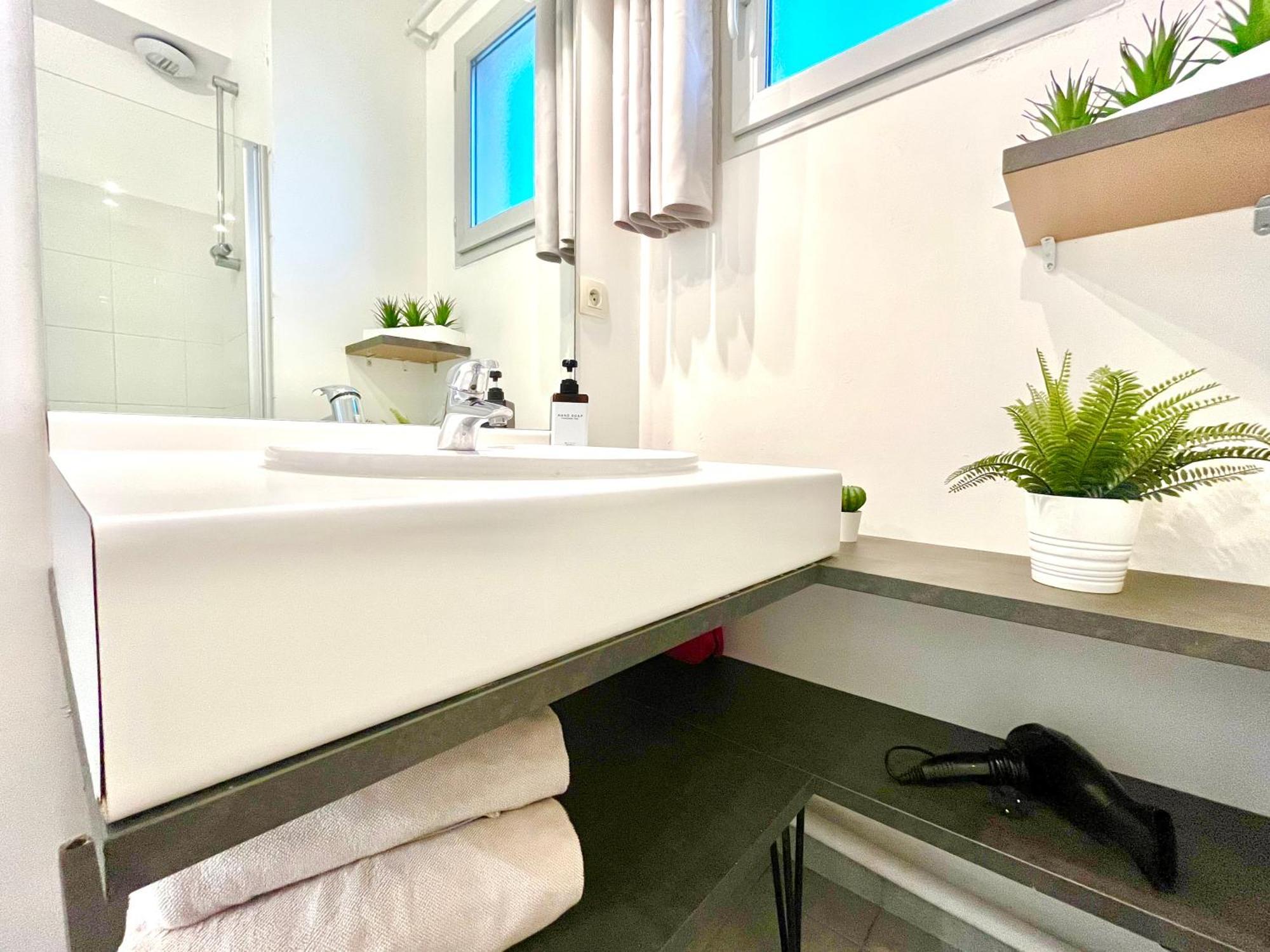 Bngo I Immense Rooftop Lyon I 2 Chambres, 4 Places Parkings, 2 Immenses Terrasses, 8 Personnes מראה חיצוני תמונה