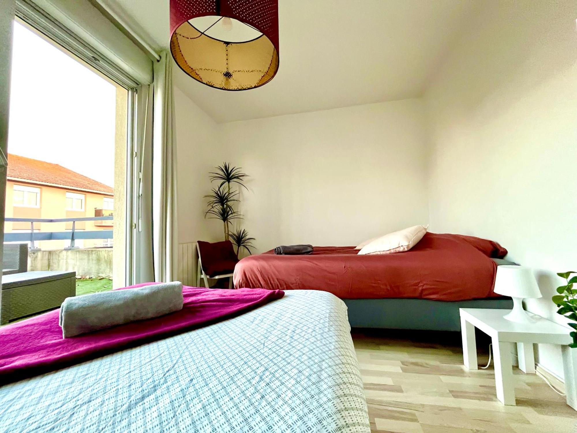 Bngo I Immense Rooftop Lyon I 2 Chambres, 4 Places Parkings, 2 Immenses Terrasses, 8 Personnes מראה חיצוני תמונה
