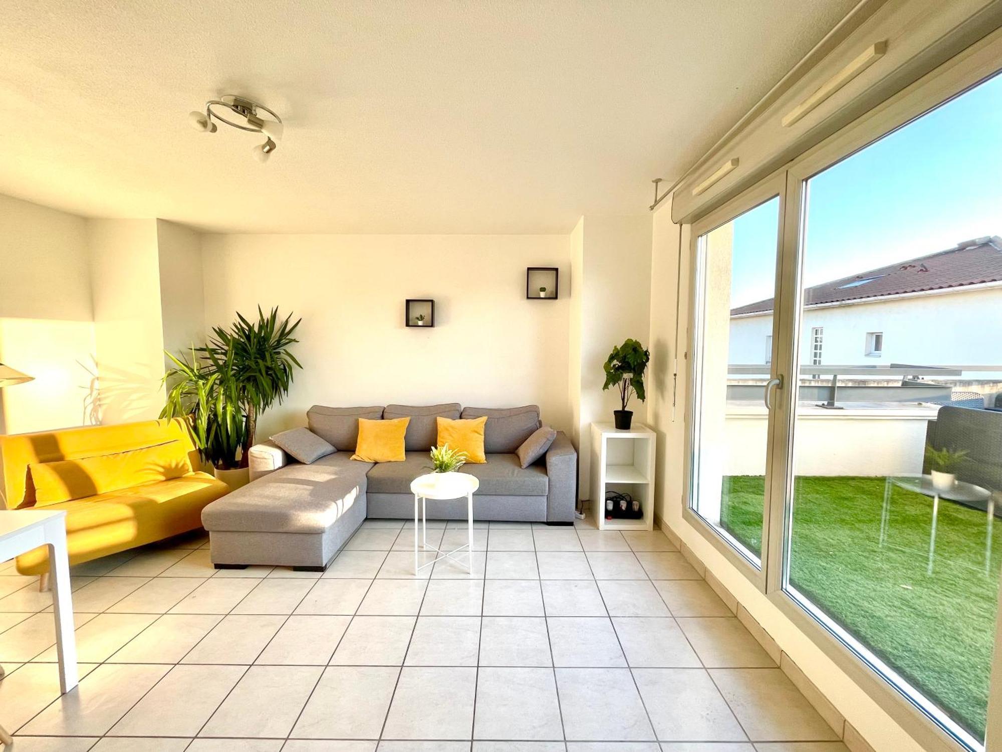 Bngo I Immense Rooftop Lyon I 2 Chambres, 4 Places Parkings, 2 Immenses Terrasses, 8 Personnes מראה חיצוני תמונה