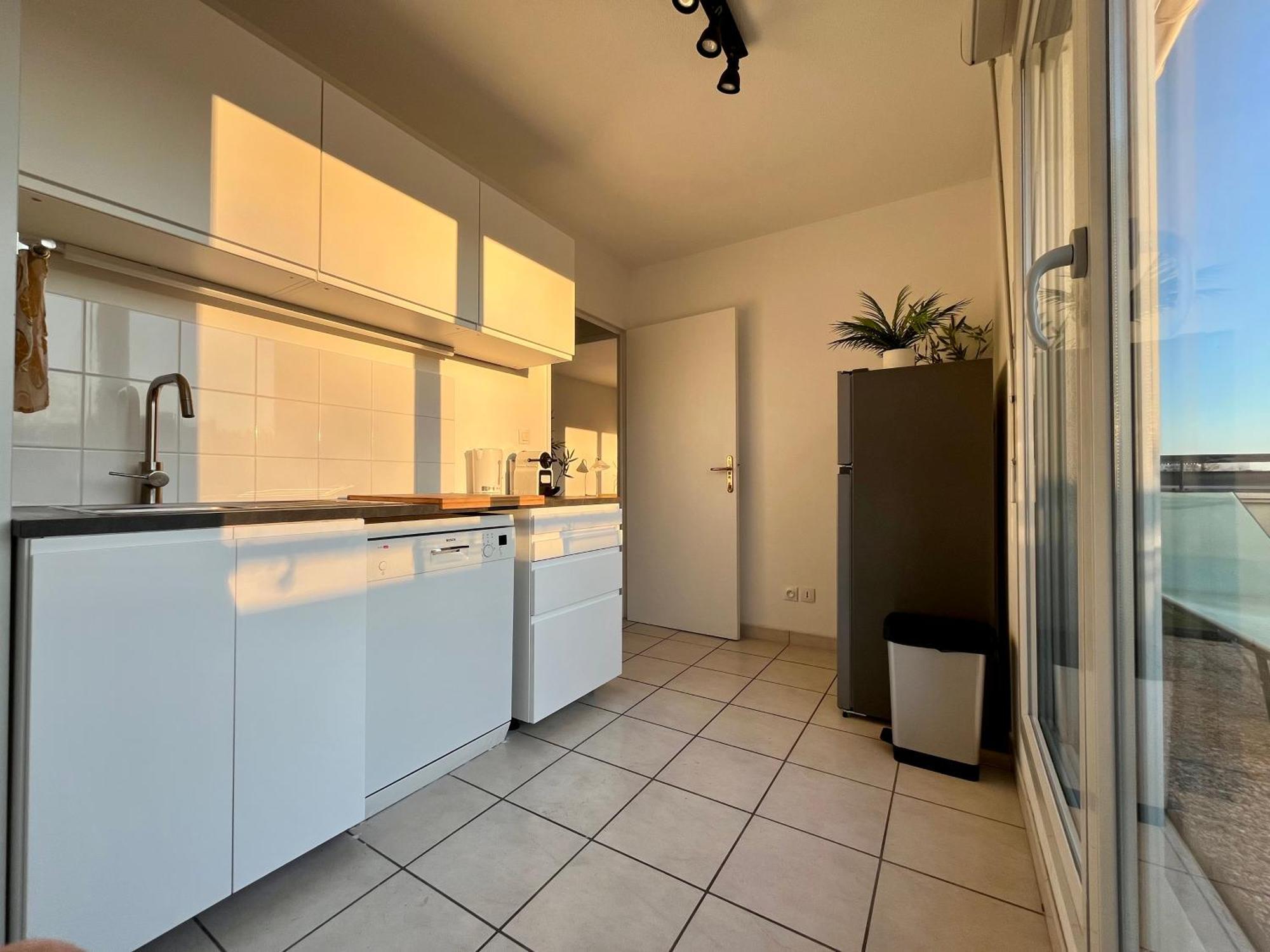 Bngo I Immense Rooftop Lyon I 2 Chambres, 4 Places Parkings, 2 Immenses Terrasses, 8 Personnes מראה חיצוני תמונה
