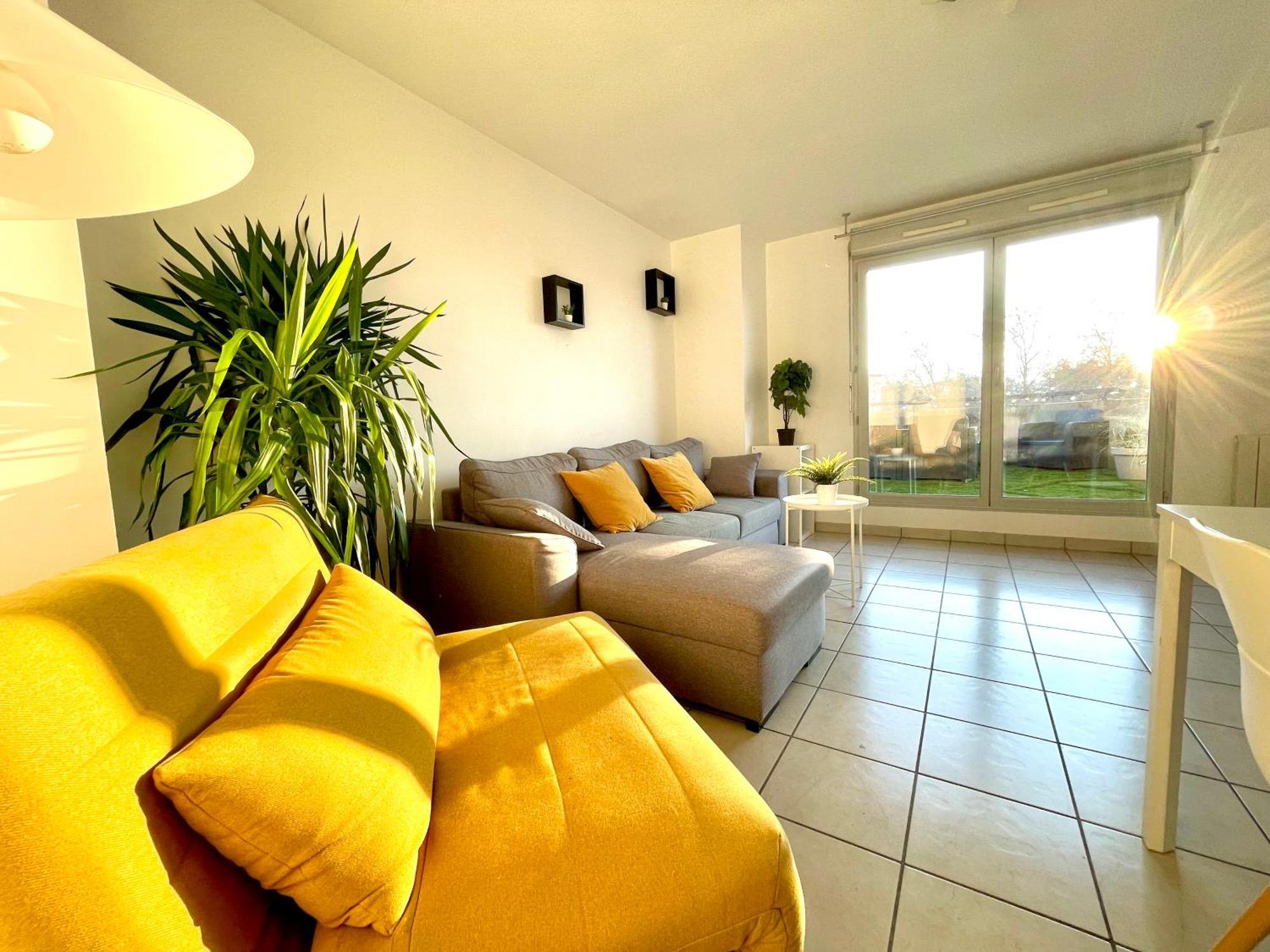 Bngo I Immense Rooftop Lyon I 2 Chambres, 4 Places Parkings, 2 Immenses Terrasses, 8 Personnes מראה חיצוני תמונה